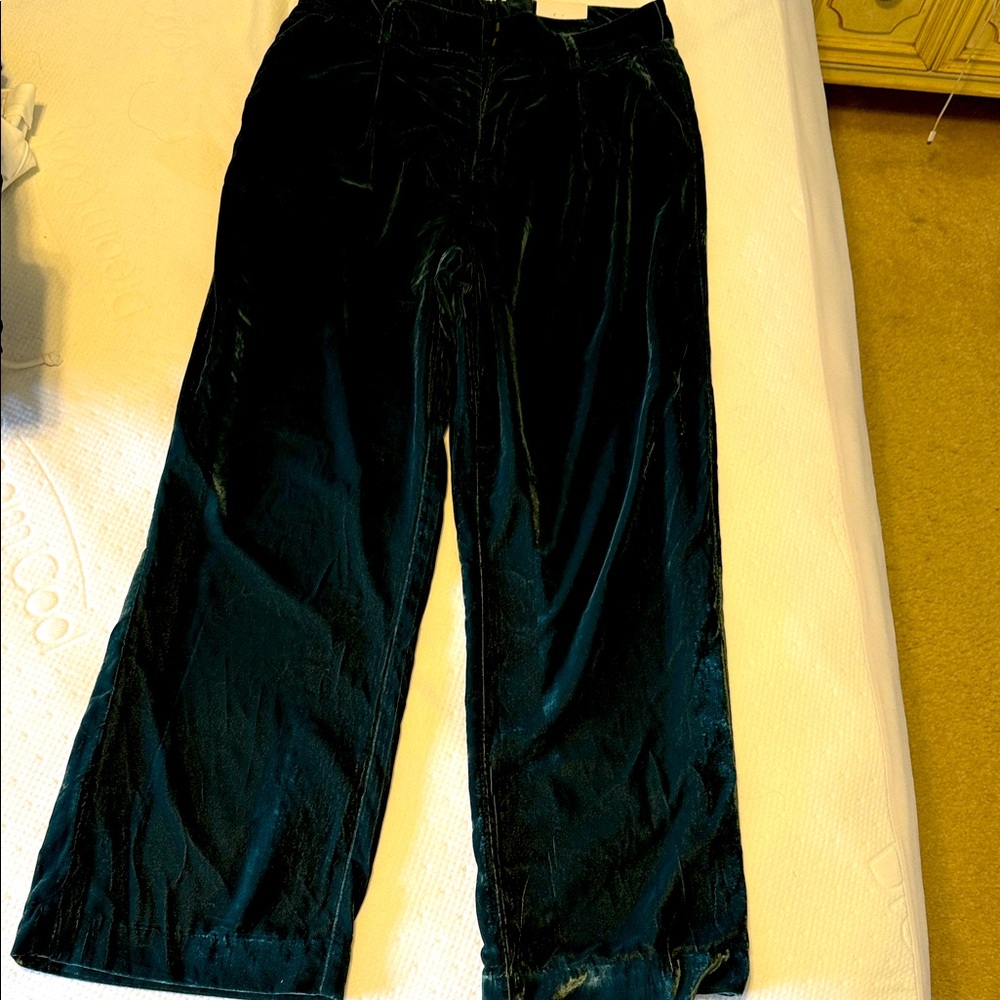 Old Navy women Corduroy Pants - Forest Green